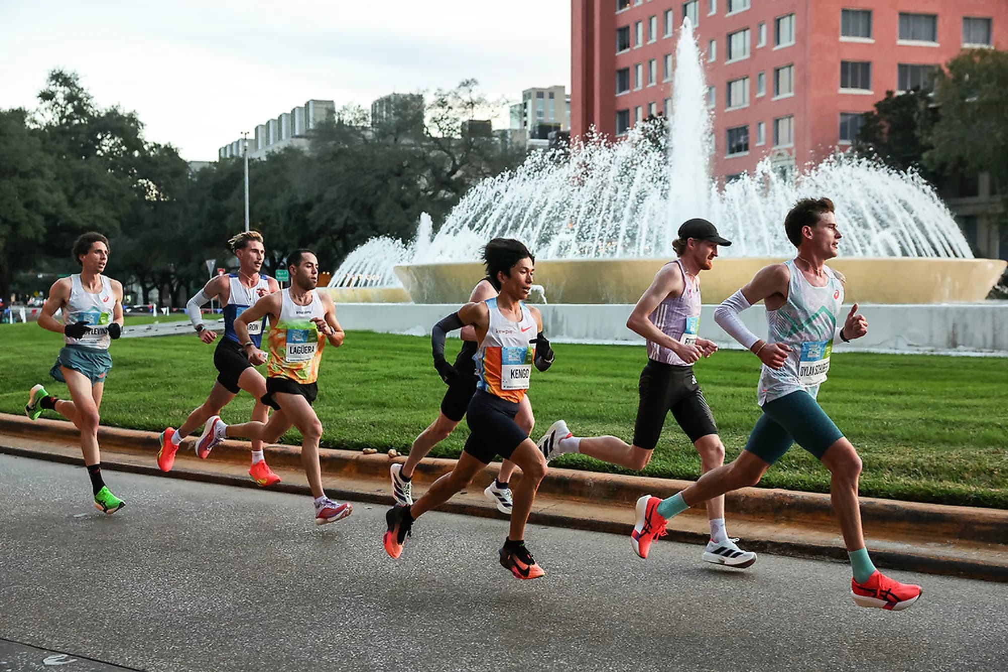 Chevron Houston Marathon — Houston Lead Pack