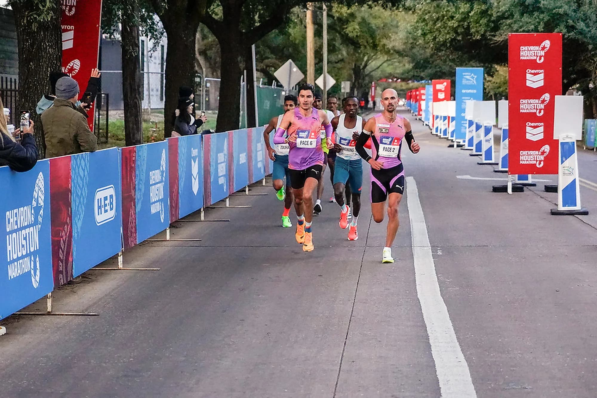 Chevron Houston Marathon — Houston Lead Pack 2