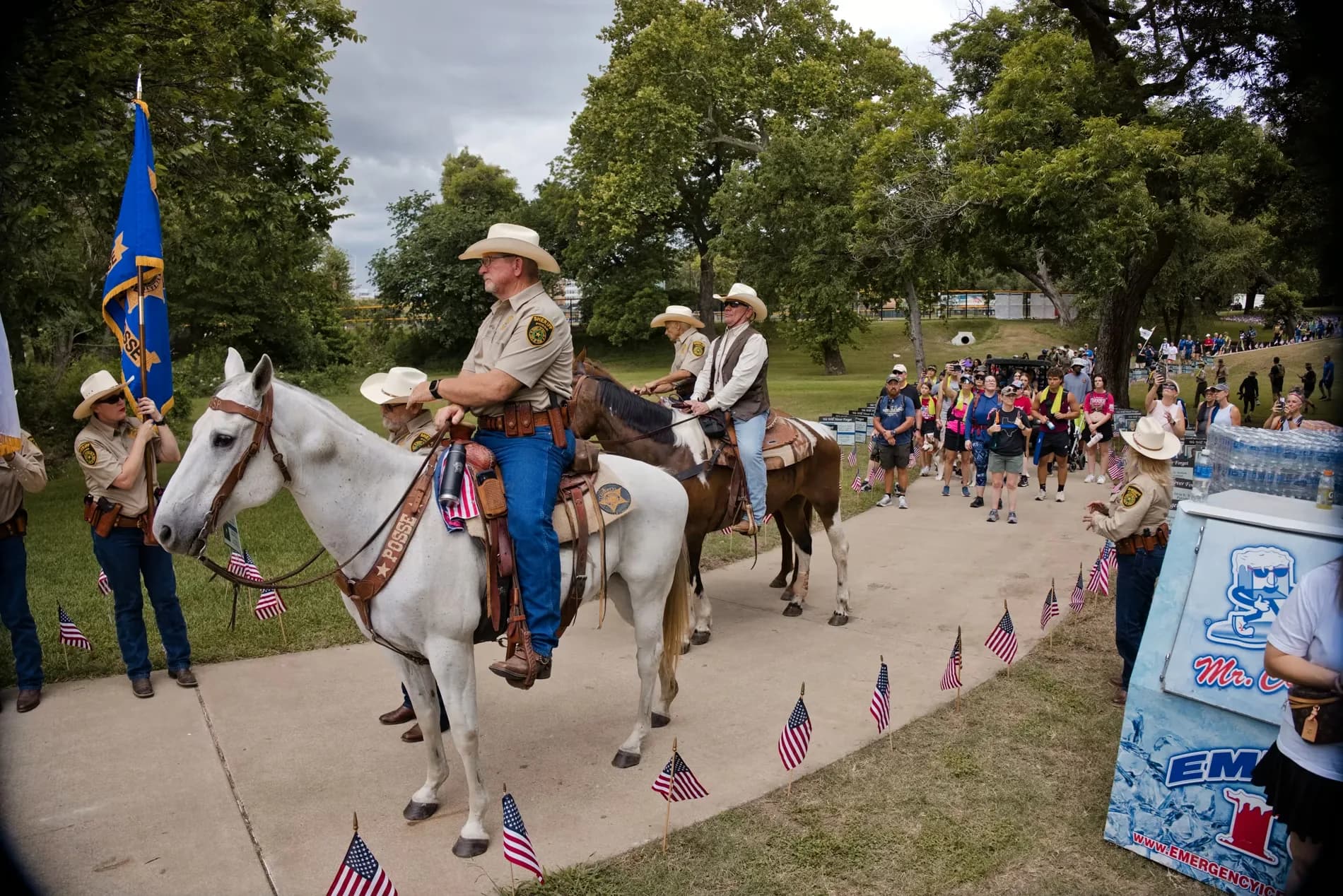 Carry the load Dallas memorial march veterans honor